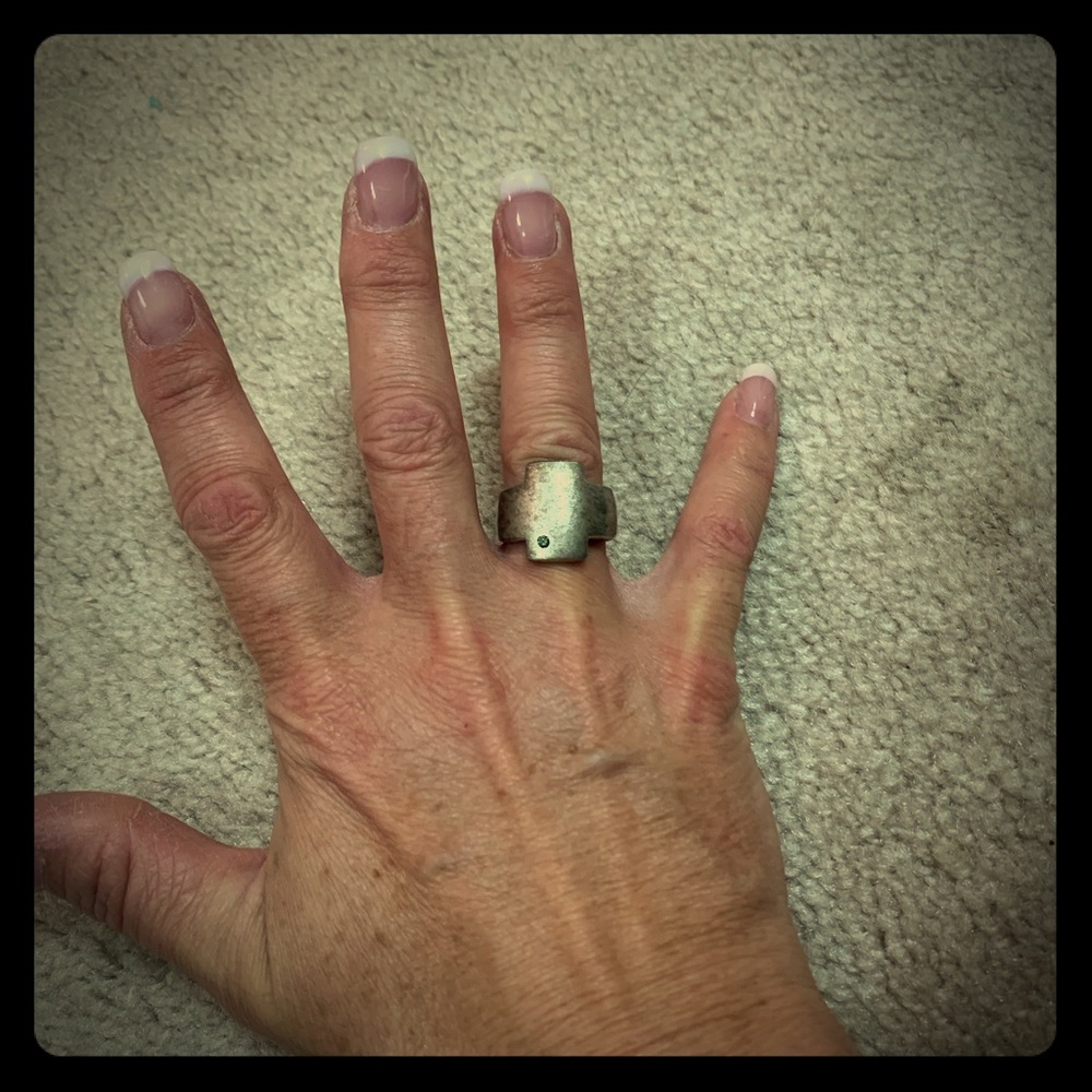 Cross ring